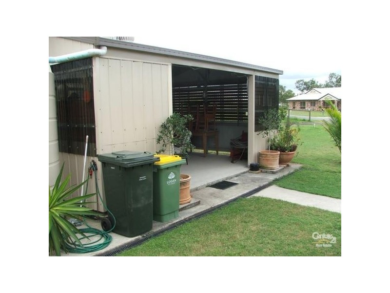 6 Cranbourne Drive, Jimboomba QLD 4280