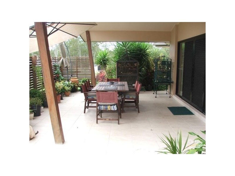 6 Cranbourne Drive, Jimboomba QLD 4280