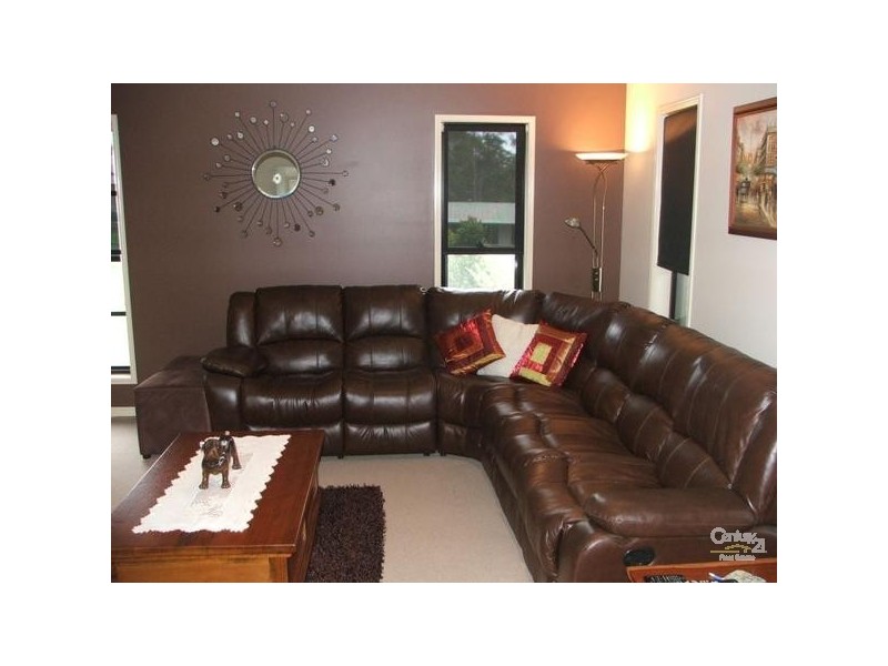 6 Cranbourne Drive, Jimboomba QLD 4280