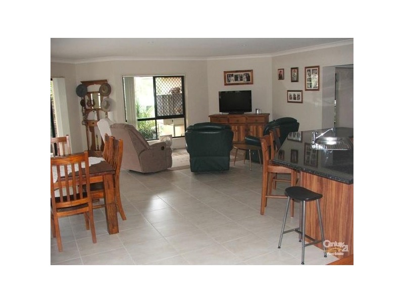 6 Cranbourne Drive, Jimboomba QLD 4280