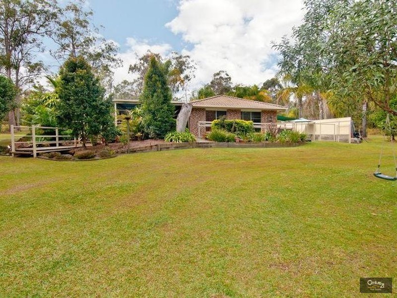 6 Sarah Court, Logan Village QLD 4207