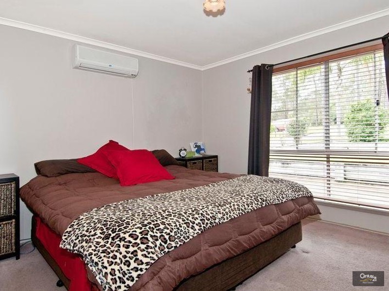 6 Sarah Court, Logan Village QLD 4207