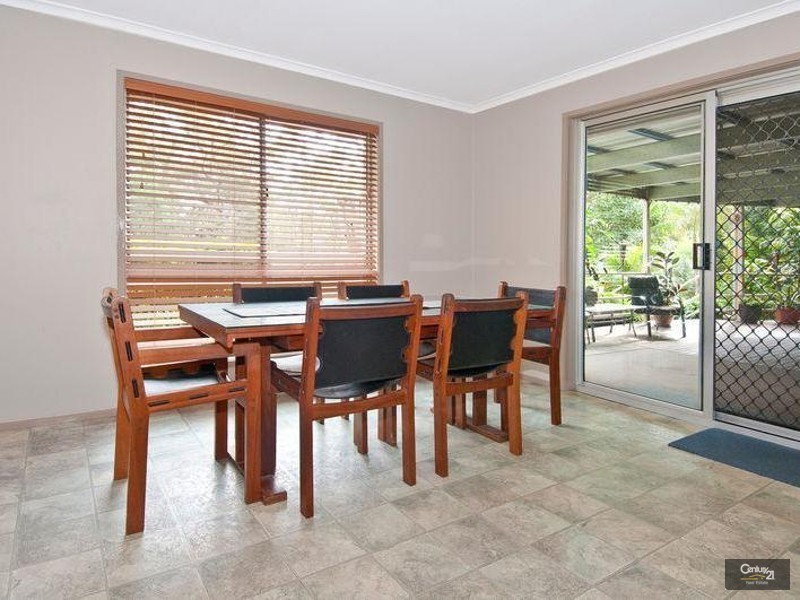 6 Sarah Court, Logan Village QLD 4207