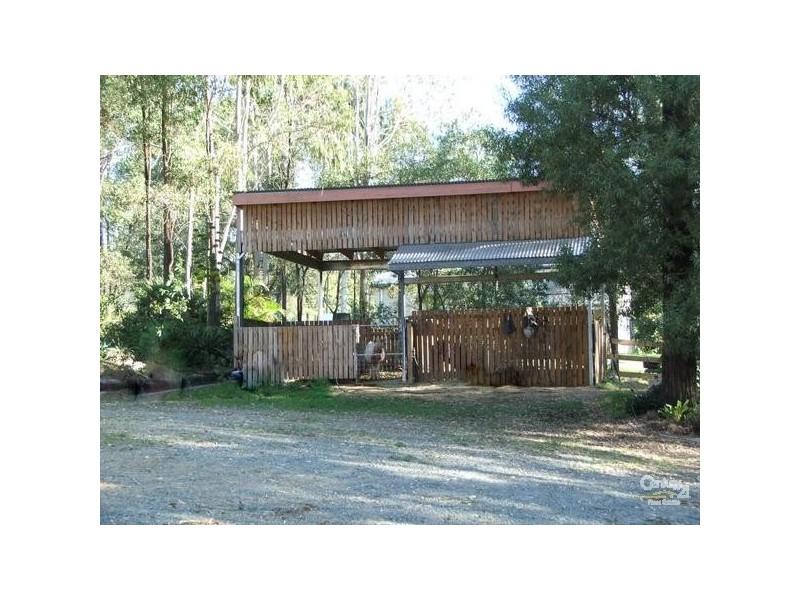 823 Camp Cable Road, Logan Village QLD 4207