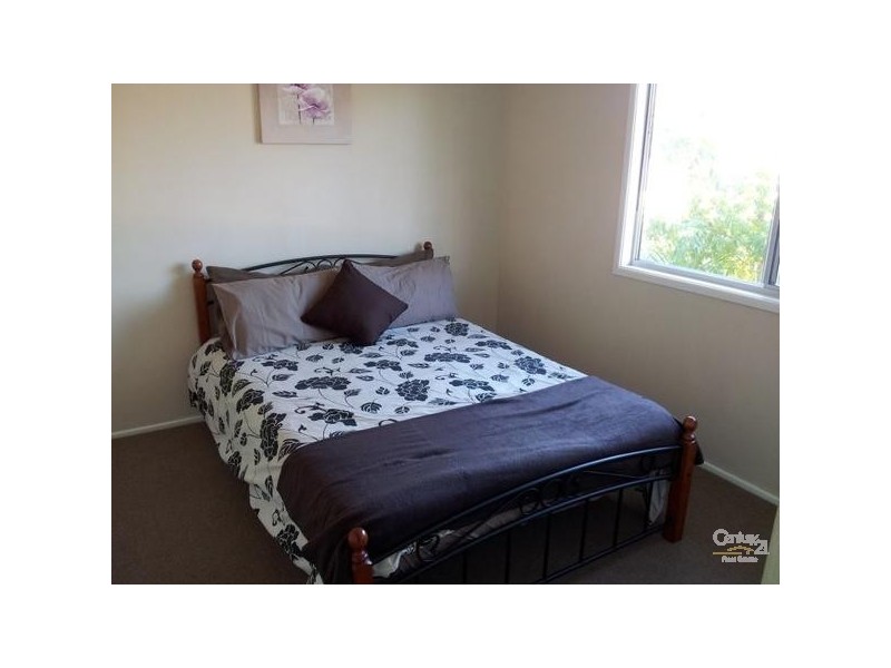 4 Yale St, Marsden QLD 4132