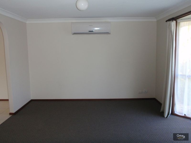 16 Dornock Drive, Boronia Heights QLD 4124