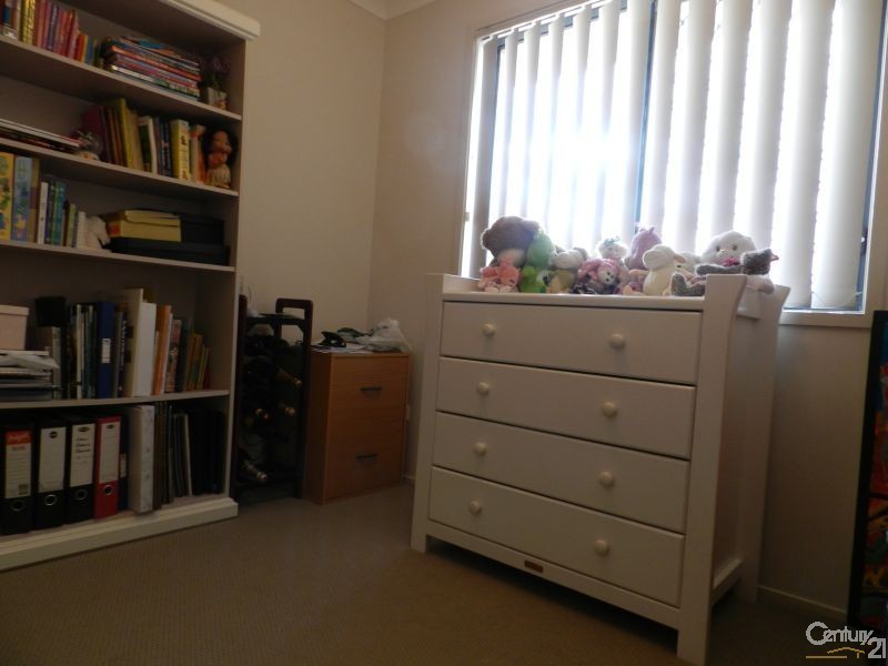 7 Garry Place, Crestmead QLD 4132