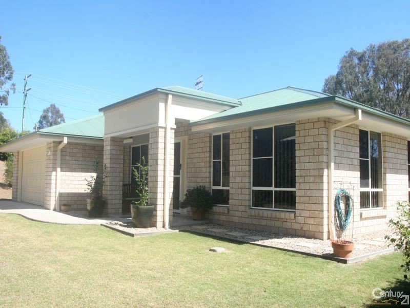 61 Campbell Drive, Kooralbyn QLD 4285