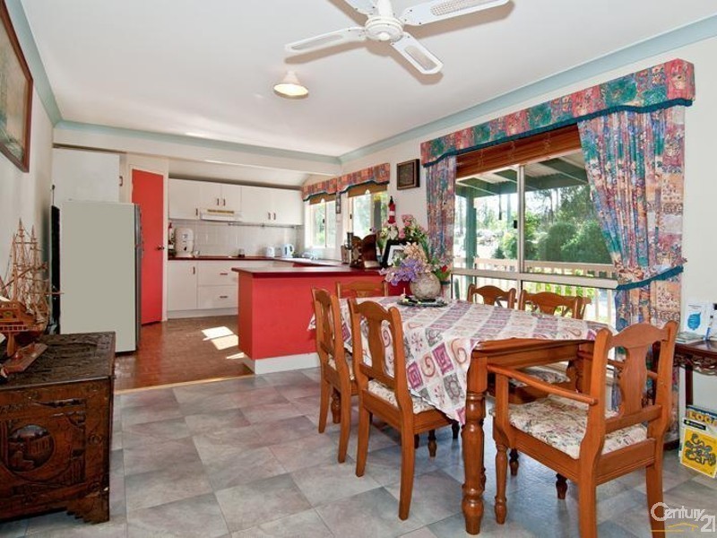 3 Ellen Court, Logan Village QLD 4207