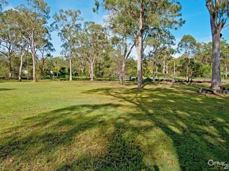 3 Ellen Court, Logan Village QLD 4207