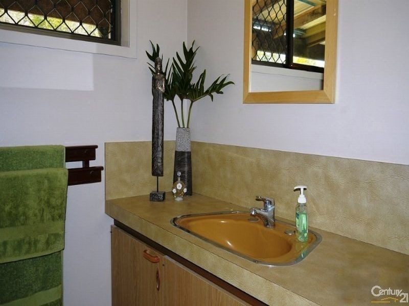 6 Cannon Place, Kooralbyn QLD 4285