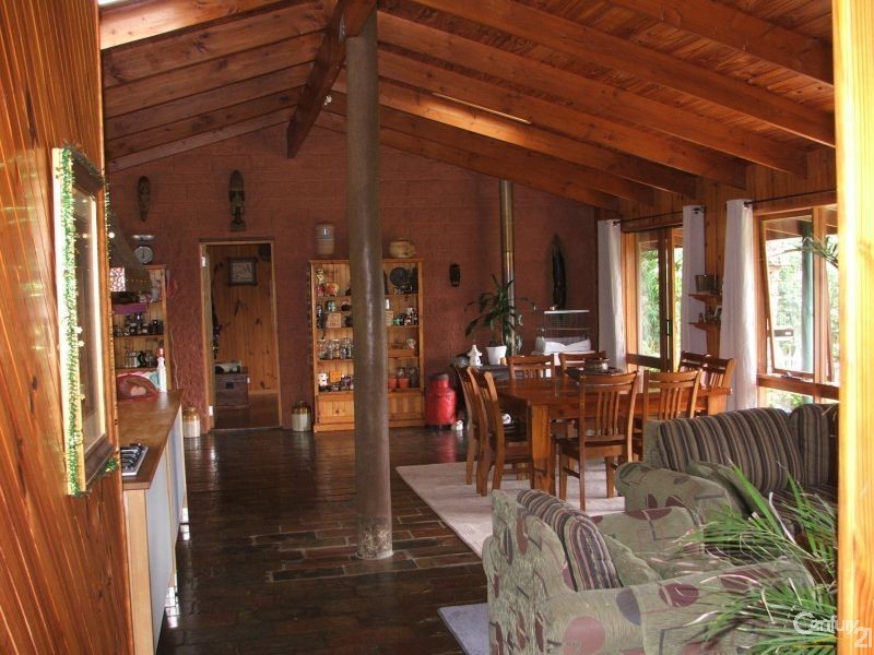 77 Wendt Road, Chambers Flat QLD 4133