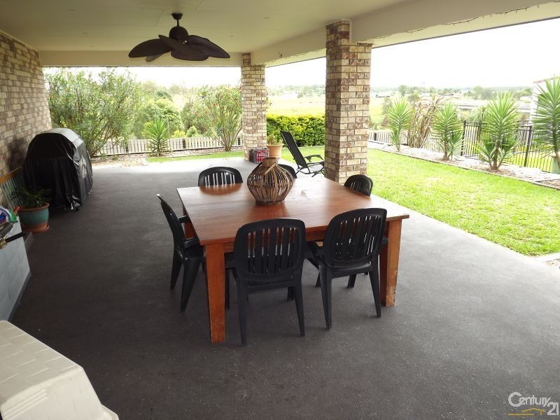 25 Towns Ave, Logan Village QLD 4207