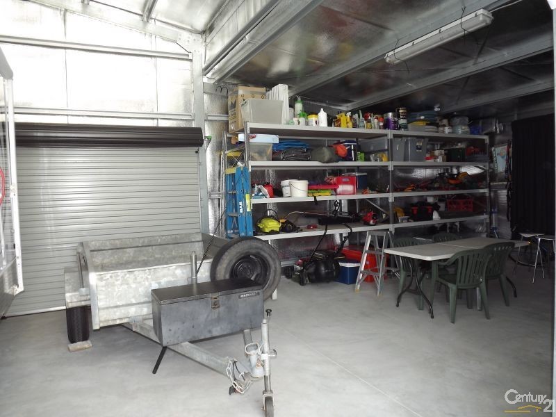 25 Towns Ave, Logan Village QLD 4207