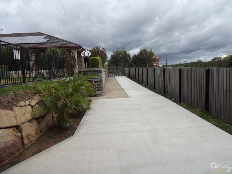 25 Towns Ave, Logan Village QLD 4207