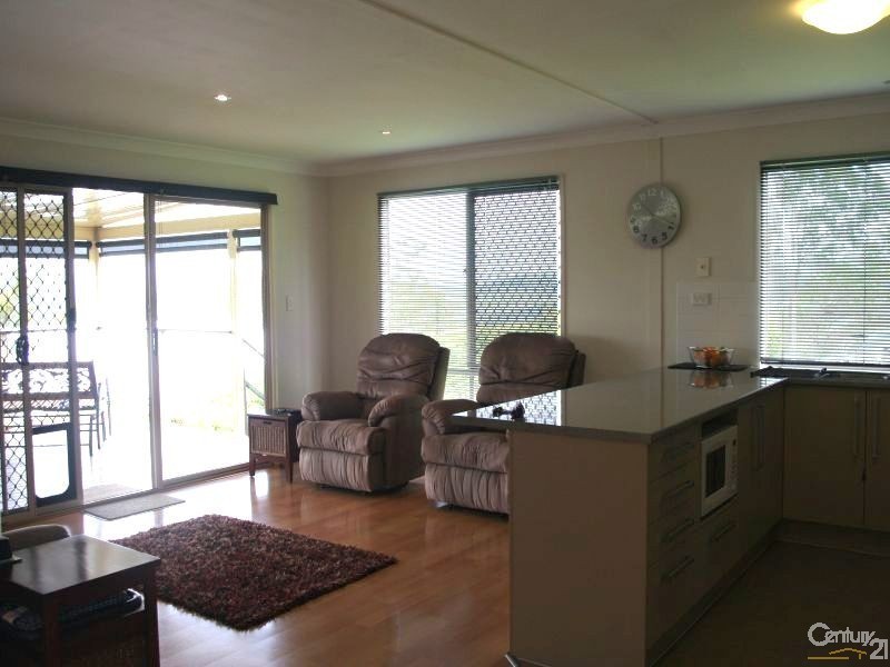 36 White Place, Kooralbyn QLD 4285