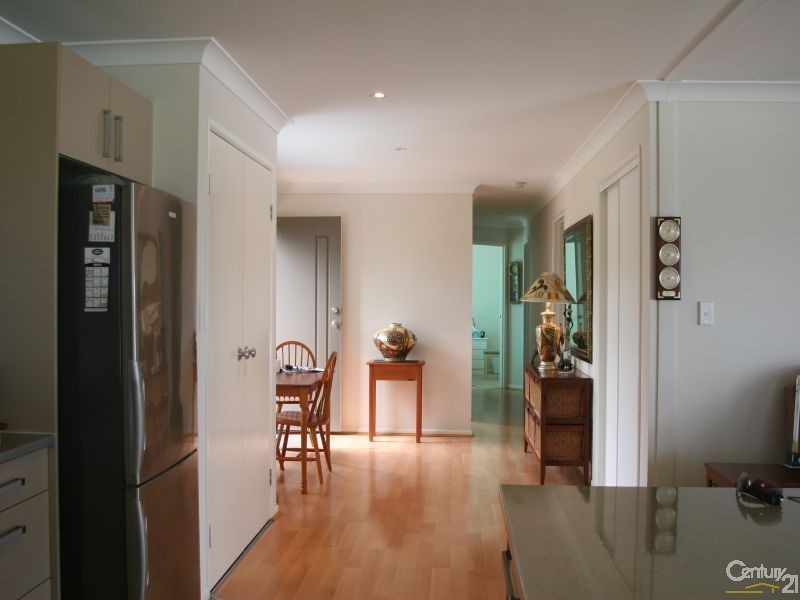 36 White Place, Kooralbyn QLD 4285