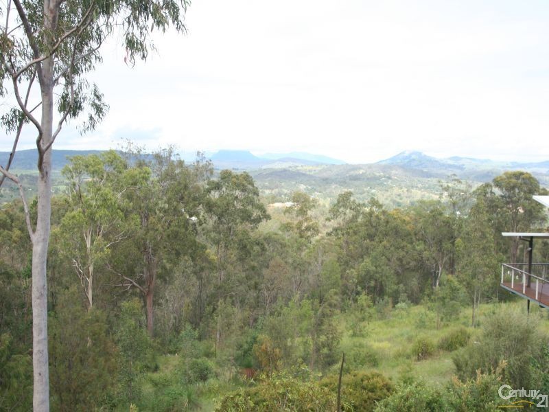 36 White Place, Kooralbyn QLD 4285