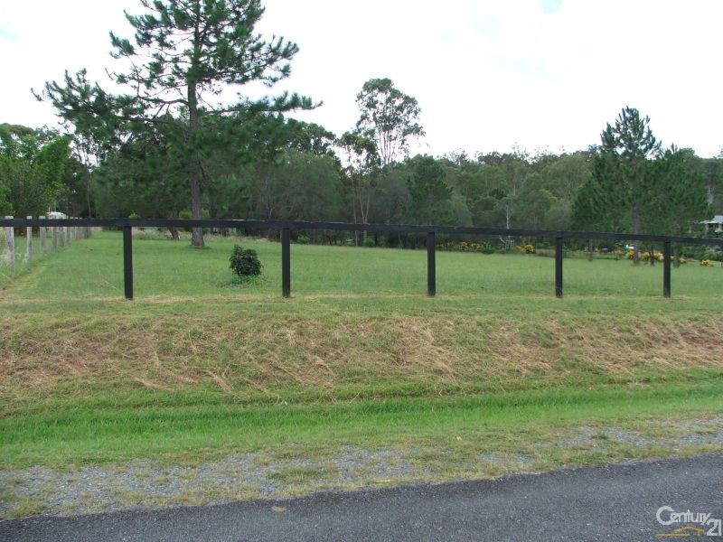 8 Cooingie View Road, Logan Village QLD 4207