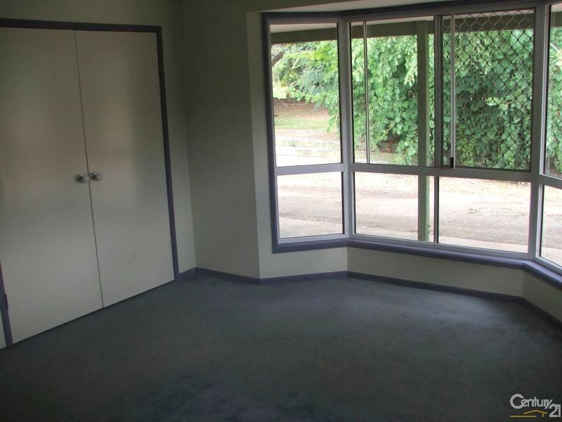 60 Dollarbird Drive, Tamborine QLD 4270