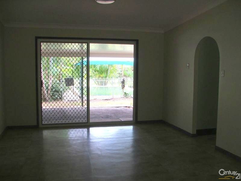 60 Dollarbird Drive, Tamborine QLD 4270