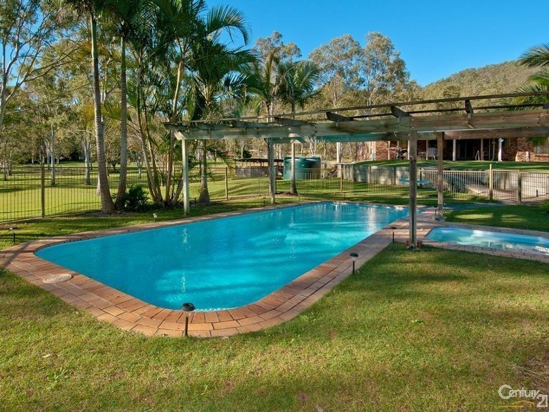 112 Swanborough Road, Logan Village QLD 4207