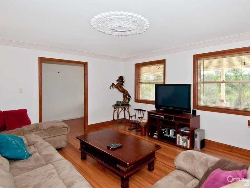 37 Markwell Drive, Kooralbyn QLD 4285