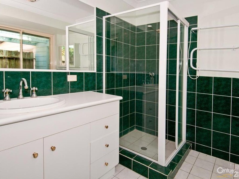 37 Markwell Drive, Kooralbyn QLD 4285