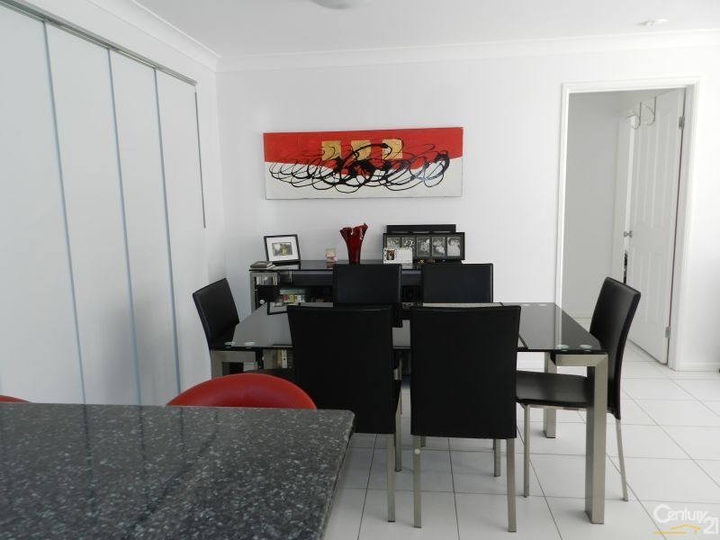 8 Conifer Court, Logan Village QLD 4207