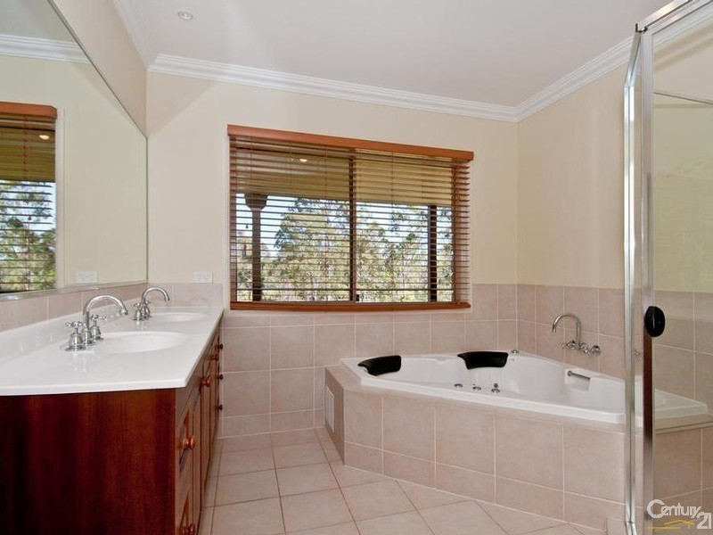 81 Cartwright Road, Buccan QLD 4207