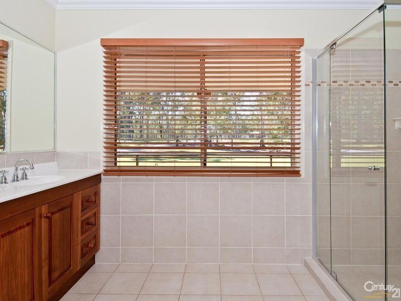 81 Cartwright Road, Buccan QLD 4207