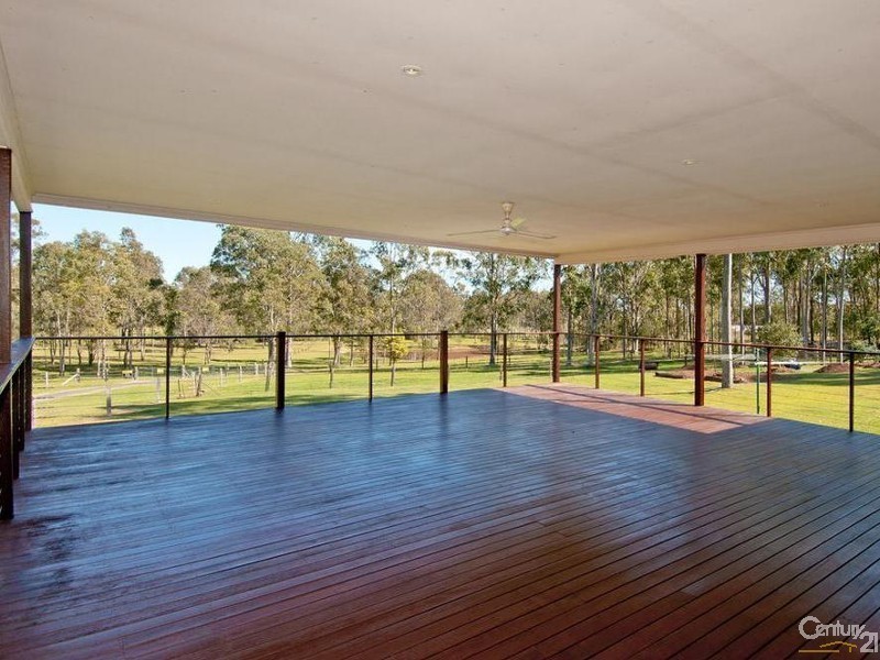 81 Cartwright Road, Buccan QLD 4207