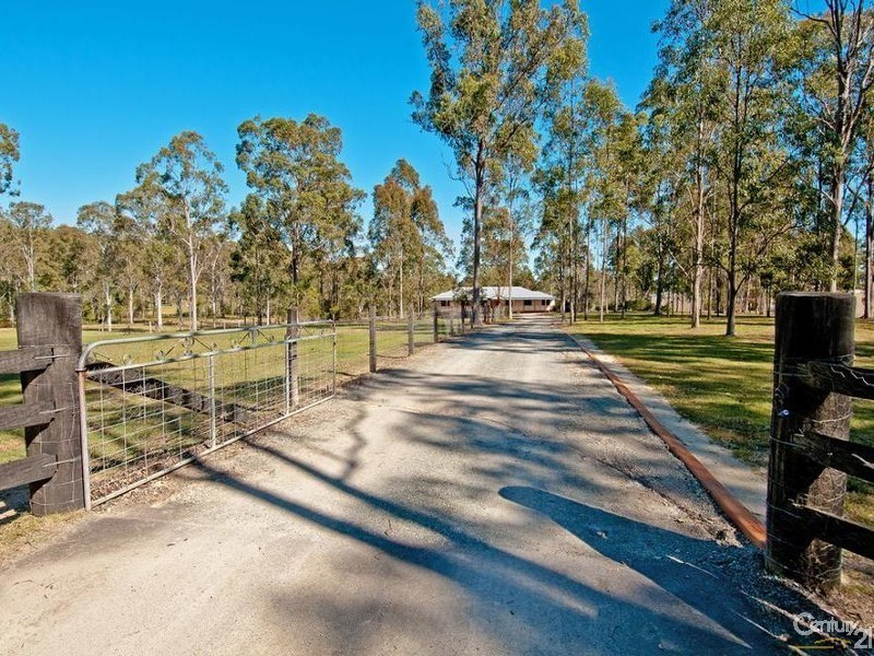 81 Cartwright Road, Buccan QLD 4207