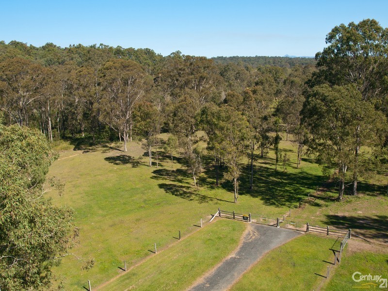 89 Cartwright Road, Buccan QLD 4207