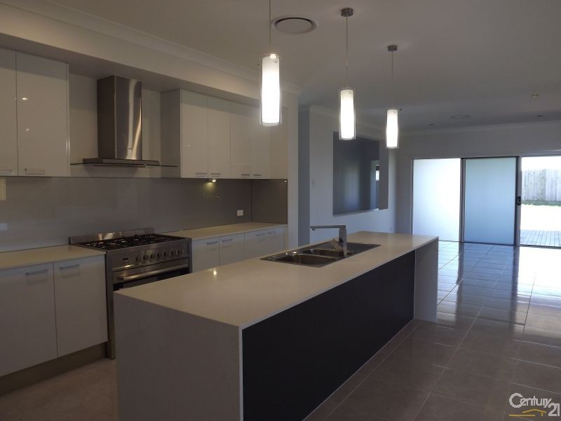 18 Robyn Court, Logan Village QLD 4207