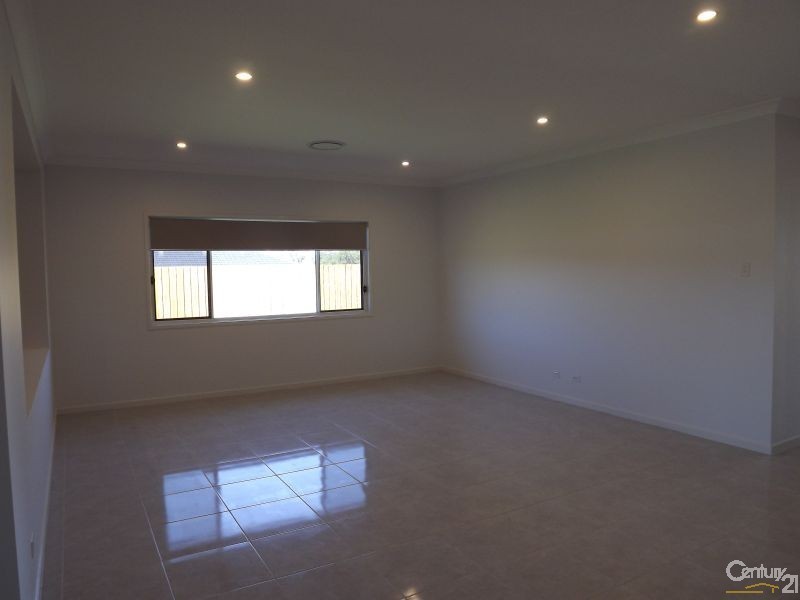 18 Robyn Court, Logan Village QLD 4207