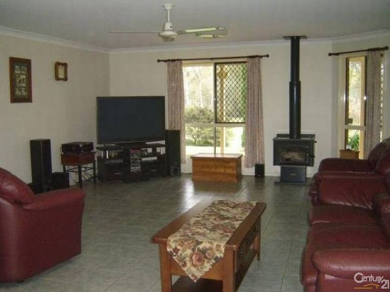 12 Frog Hollow Ct, Logan Village QLD 4207