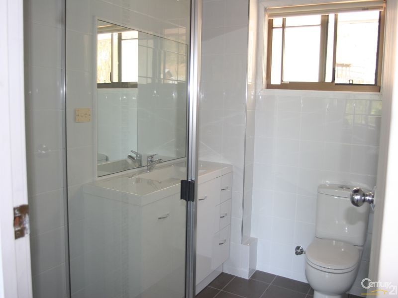 24 Walker Drive, Kooralbyn QLD 4285