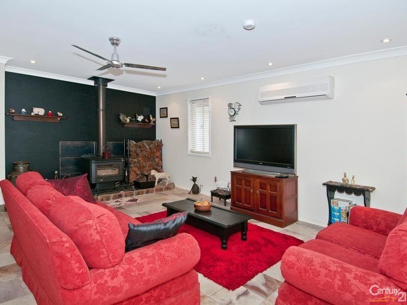 2-4 Farwell Close, Kooralbyn QLD 4285
