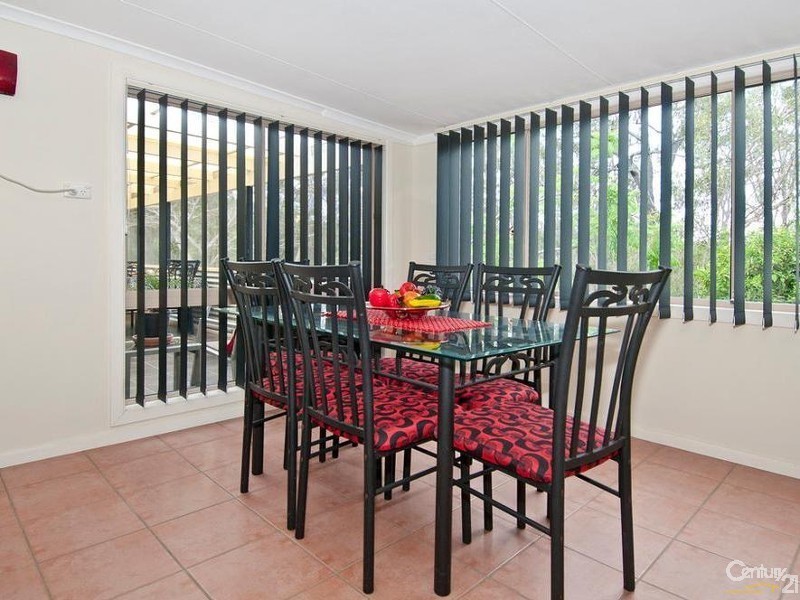 2-4 Farwell Close, Kooralbyn QLD 4285