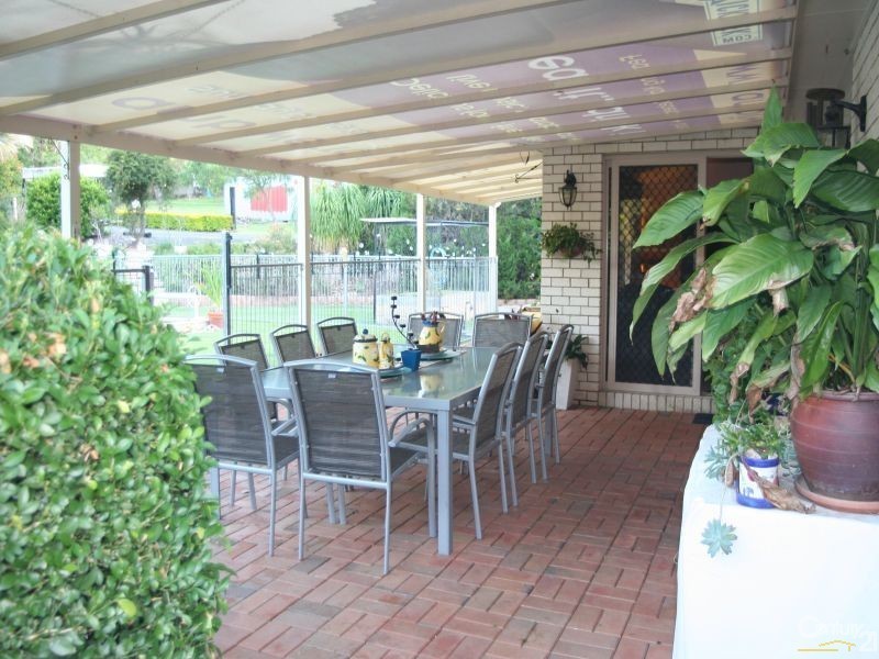 25 Walker Drive, Kooralbyn QLD 4285