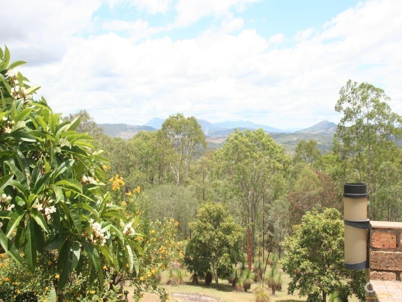 14 Brooks Drive, Kooralbyn QLD 4285