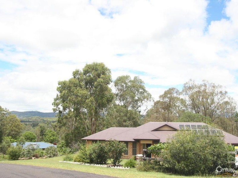1 Charles Close, Kooralbyn QLD 4285
