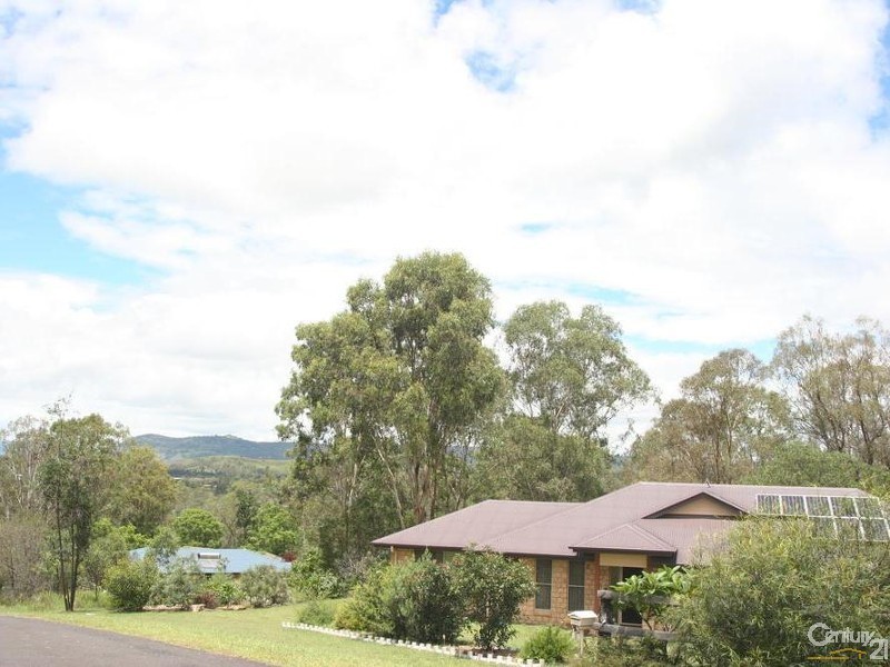 1 Charles Close, Kooralbyn QLD 4285