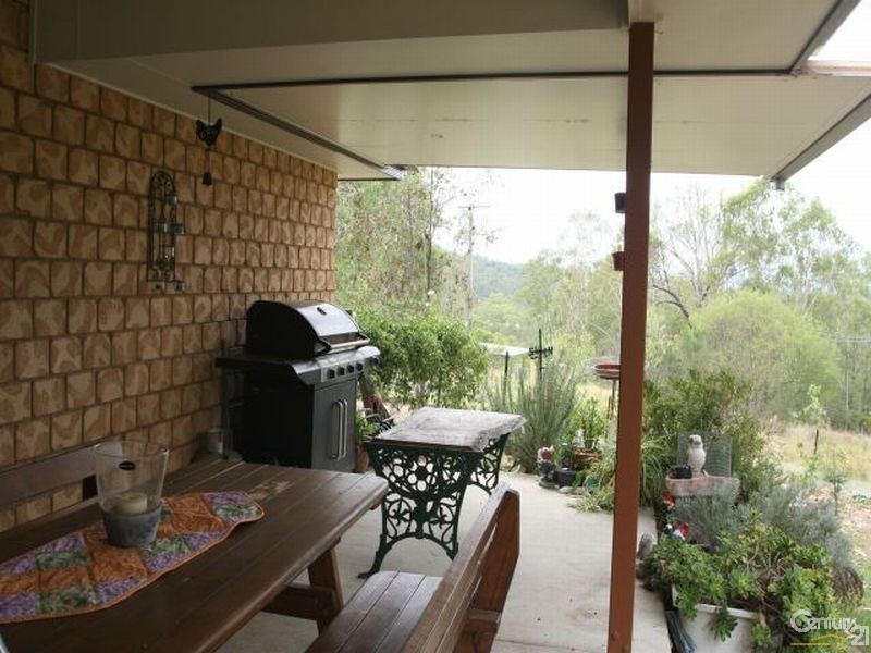 1 Charles Close, Kooralbyn QLD 4285