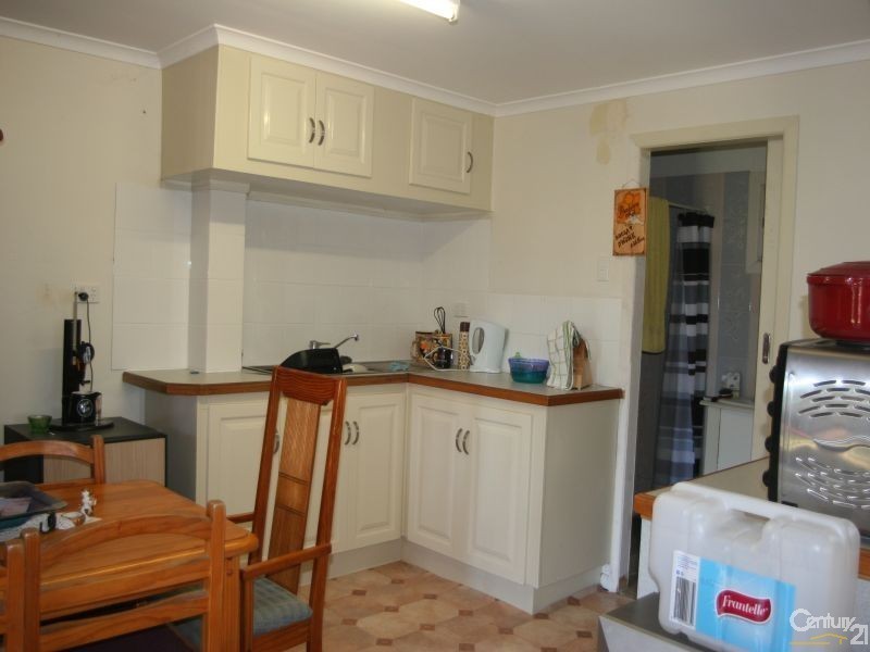15 John St, Rathdowney QLD 4287