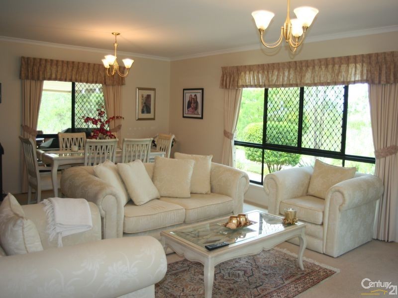 238 Routley Drive, Kooralbyn QLD 4285