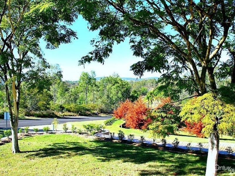 238 Routley Drive, Kooralbyn QLD 4285