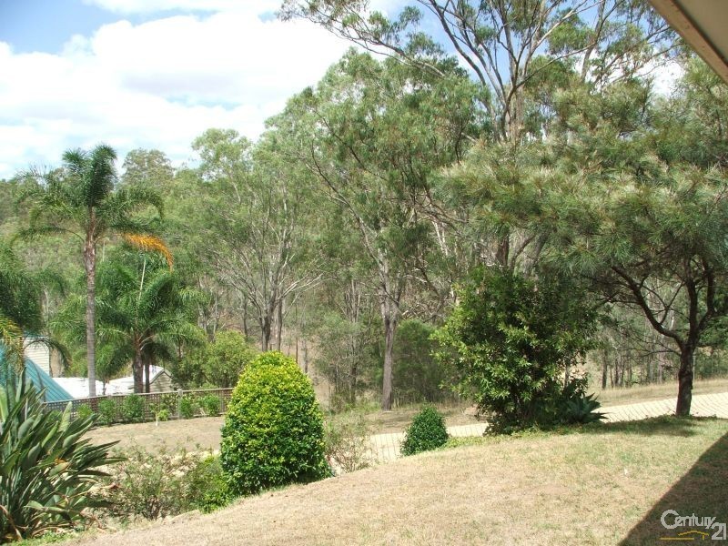 238 Routley Drive, Kooralbyn QLD 4285