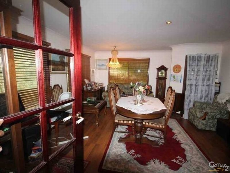 83 Campbell Drive, Kooralbyn QLD 4285